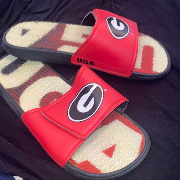 UGA slides men’s - Picture 1 of 5